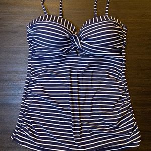 3 Pieces! Pea In The Pod Maternity Swim Set